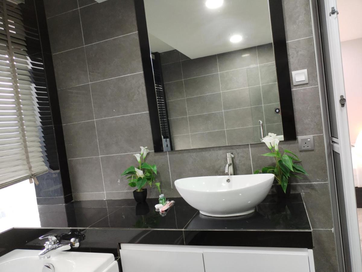 Bintang Sky Villa Suites Times Square Kl Куала Лумпур Екстериор снимка